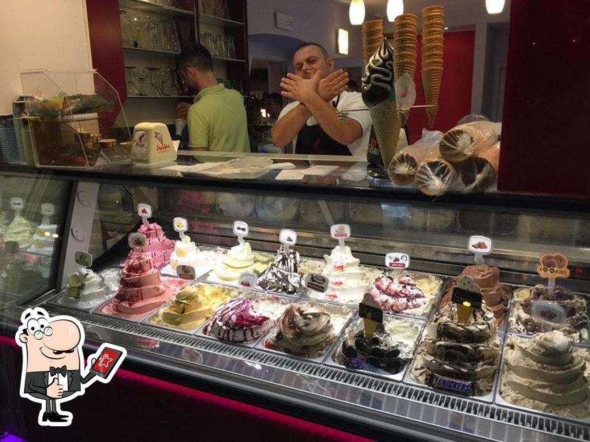 Vedi la immagine di Eis Caffe Jelsa