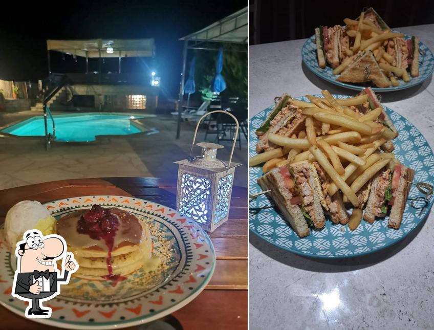 Kreouzo Cafe