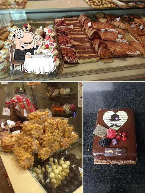 Stallaert bakkerij bietet eine Mehrzahl von Süßspeisen