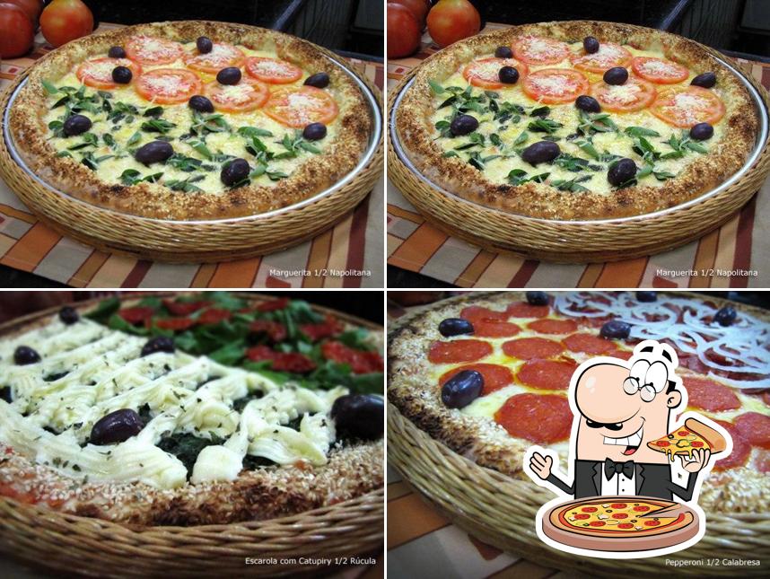 Escolha pizza no Pizzaria Tia Bela