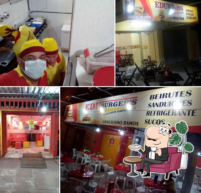 O interior do Eduburger's