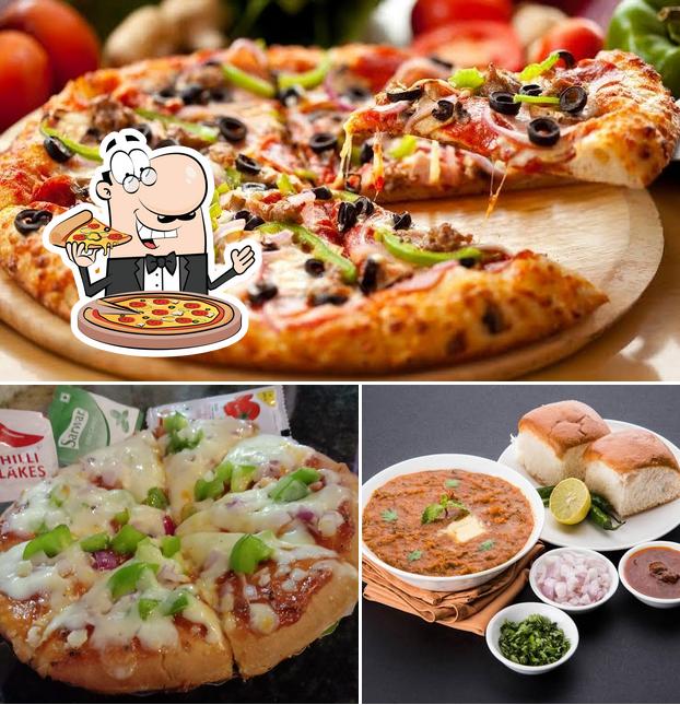 Try out pizza at Pride king Food point