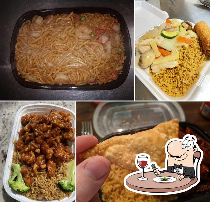 China Garden in Jamestown Restaurant menu and reviews