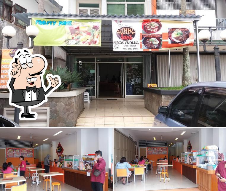Mentari Foodcourt restaurant, Bandung Restaurant reviews