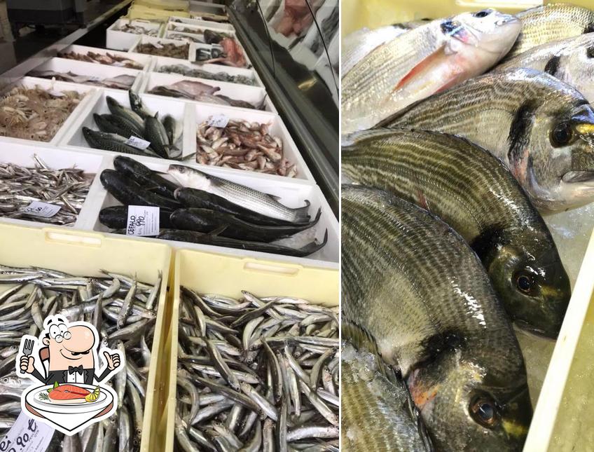 NERO DI Seppia Pesaro e Urbino serve un'ampia selezione di piatti di pesce