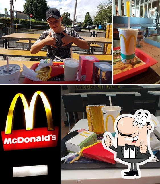 Regarder cette image de McDonald's