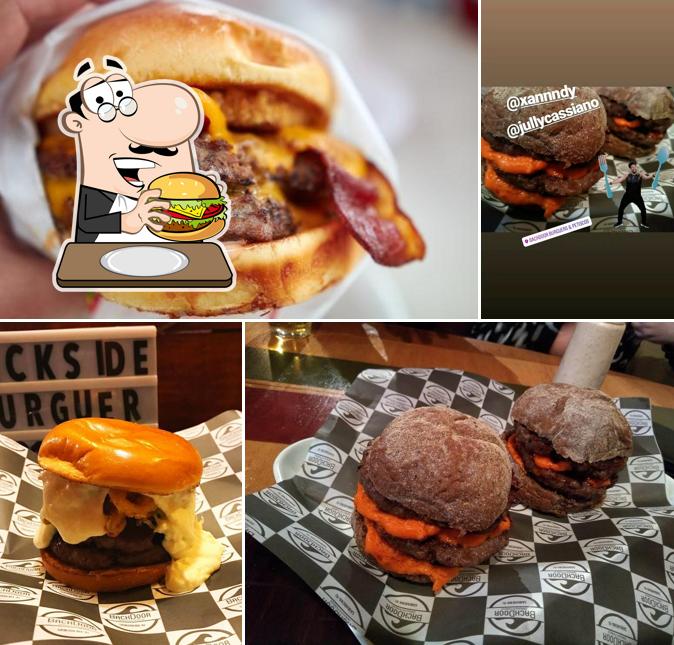 Peça um hambúrguer no BackSide burguers & Petiscos