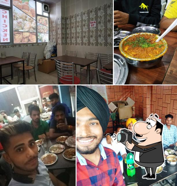 RS Duggal Fish And Chicken Corner