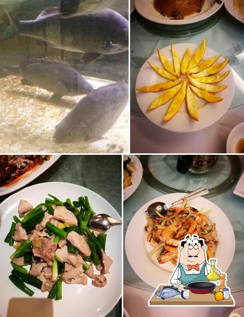 "Golden Star BBQ Seafood Chinese Restaurant" предоставляет блюда для любителей морепродуктов