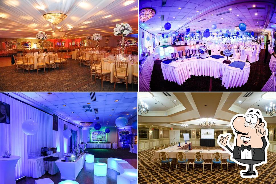 Pines Manor in Edison Restaurant menu and reviews