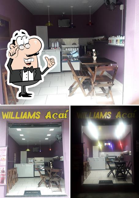 O interior do Williams Açaí