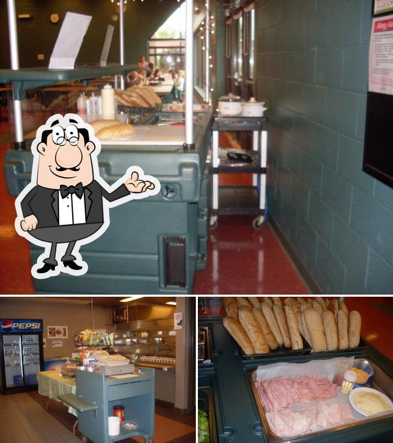Evergreen Park School Cafeteria in Moncton Restaurant reviews