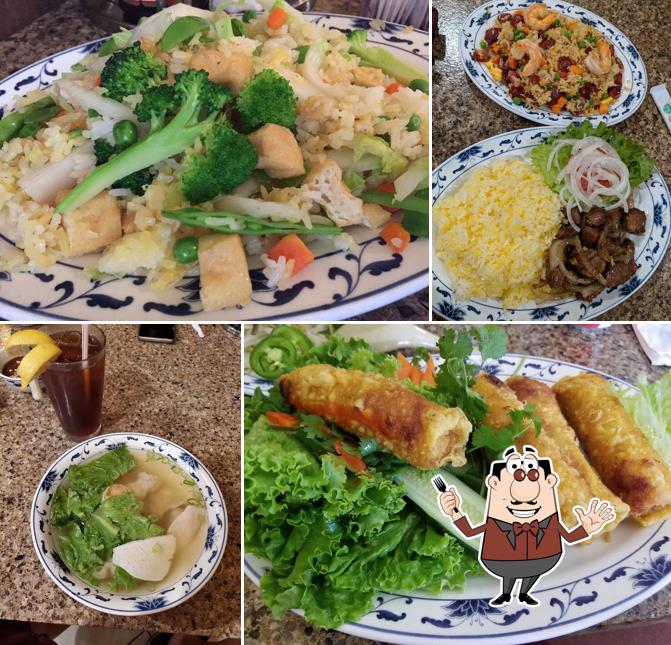 Meals at Pho Thanh Long