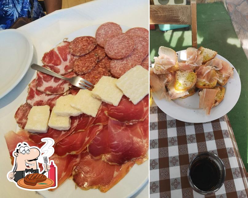 Ordina i un pasto a base di carne a Ristorante Zenzero