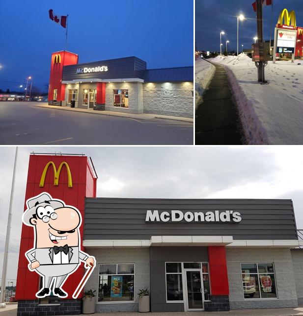 L'extérieur de McDonald's