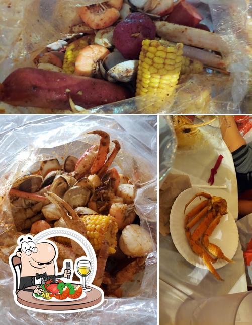 Crackin' Crab Seafood Boil, 2100 Louisiana Blvd NE Suite 413 in Albuquerque - Restaurant menu