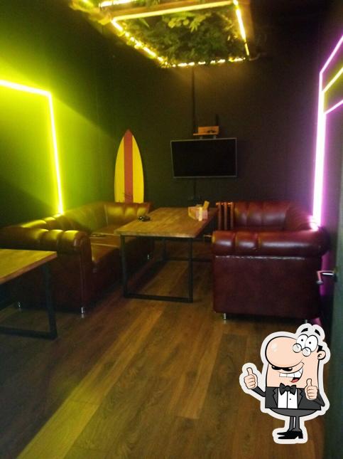 Look at this pic of Location Lounge-bar