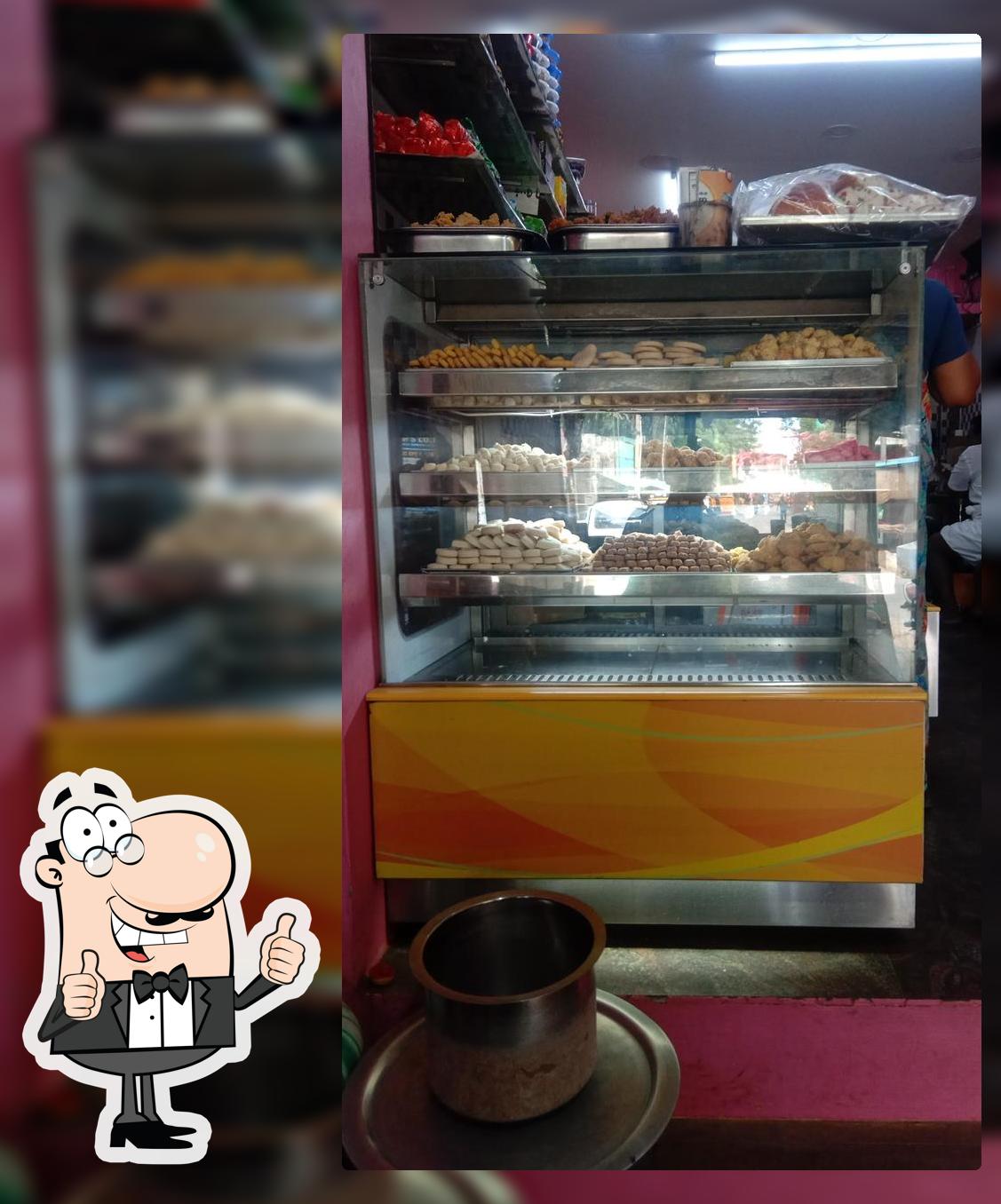 Sri Murugan Bakery