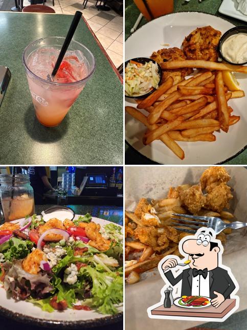 The Greene Turtle Sports Bar & Grille, 1000 Friendship Rd in Glen