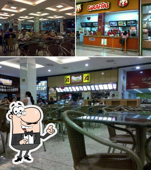 Check out how Praca De Alimentacao Do Manaus Plaza Shopping looks inside