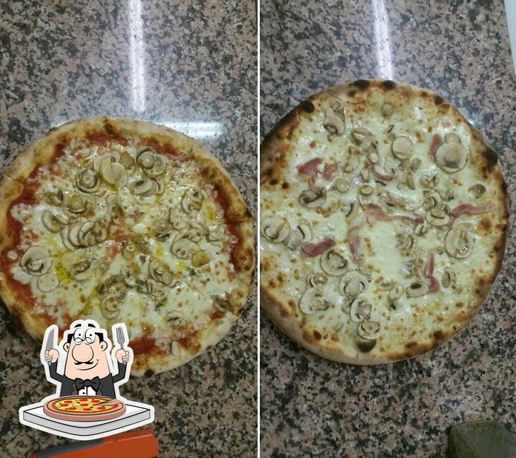 Scegli tra le molte varianti di pizza