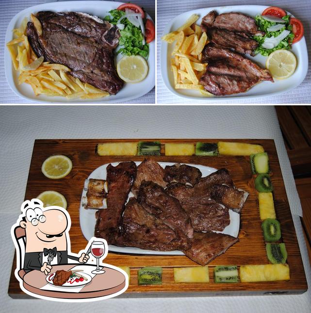 Order meat dishes at Restaurante Bela Vista
