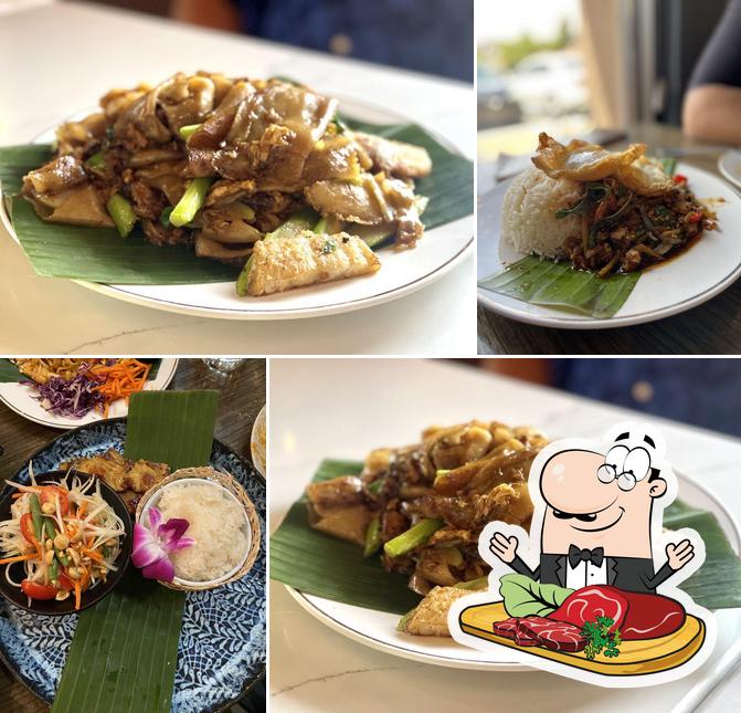 Отведайте блюда из мяса в "CHARM Thai Kitchen & Coffee"