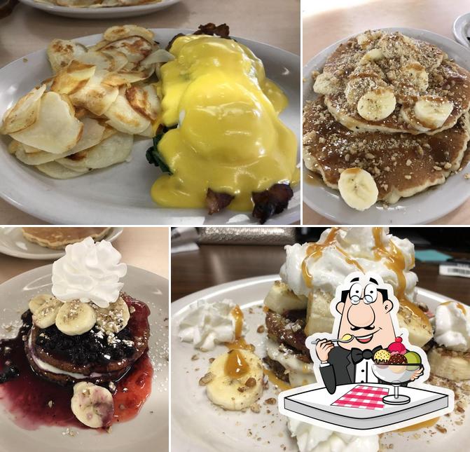 Apple Valley Pancake House Neenah offers a range of desserts