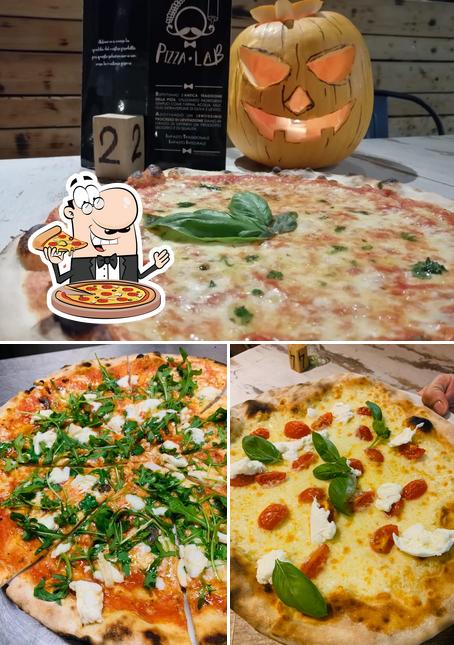 Scegli tra le svariate varianti di pizza