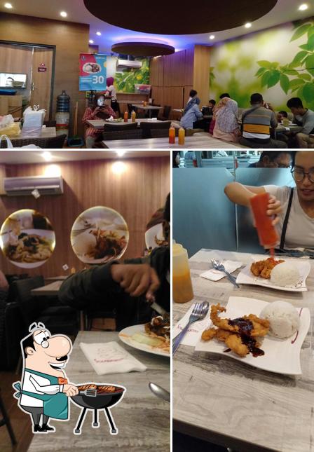 Solaria Stasiun Pasar Turi Restaurant, Surabaya, Solaria Stasiun Kereta 