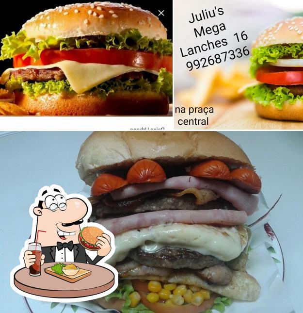 Mega Lanches