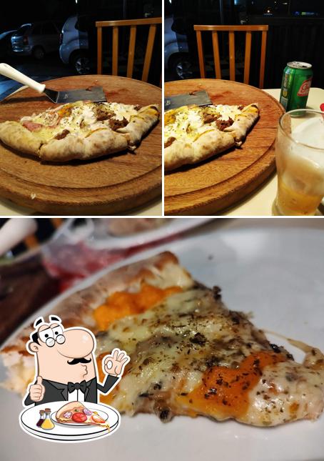 Peça diferentes estilos de pizza