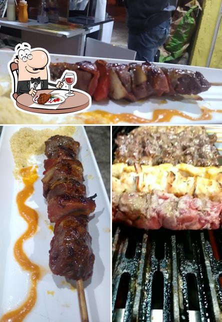 Peça pratos de carne no POLAKO hamburgueria e pizzaria