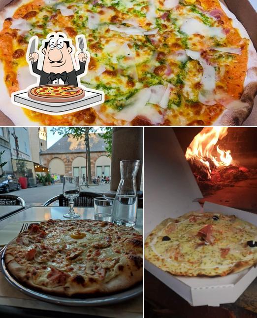 Prenez des pizzas à Pizzeria La Toscane