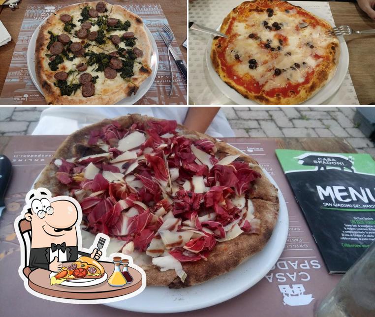 Prenez des pizzas à Casa Spadoni