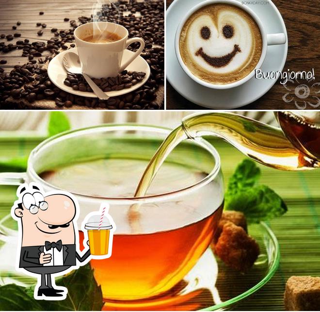 Vai a provare le tante cose da bere che offre Coffee Services