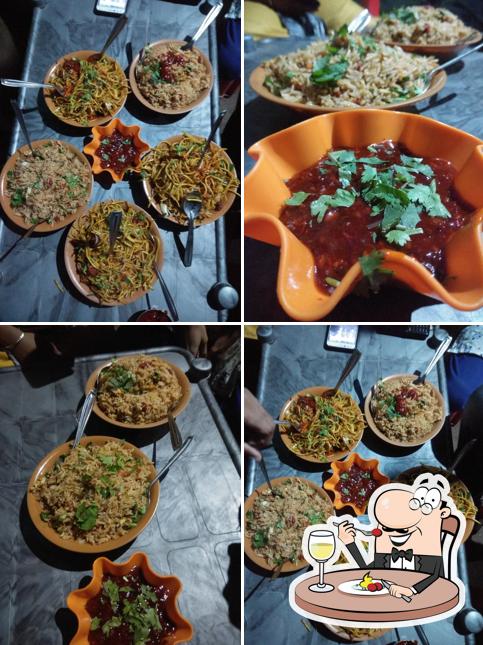 Food at RJ's Chinese Corner