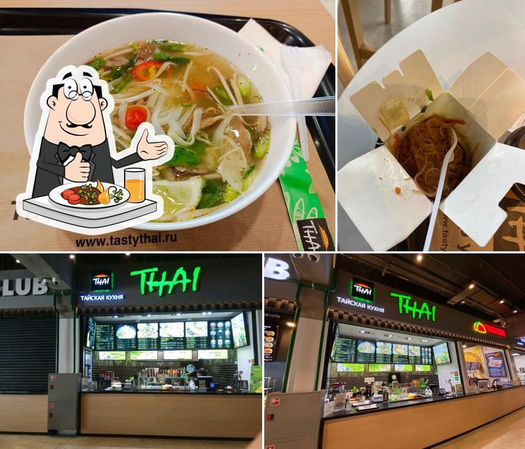 Еда в "Tasty Thai"