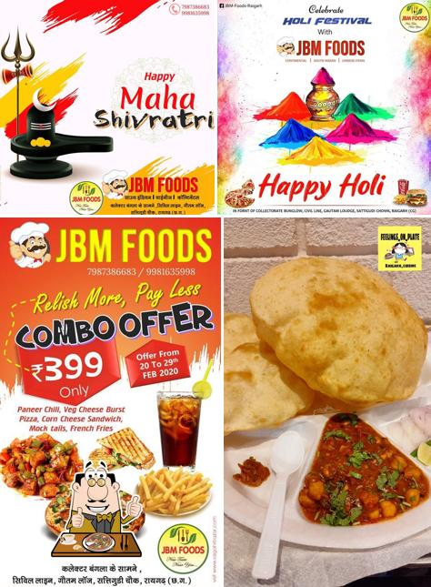 Pick pizza at JBM Foods Raigarh