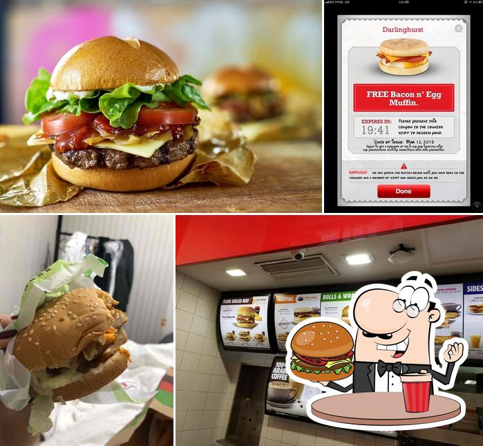 Закажите гамбургеры в "Hungry Jack's Burgers Darlinghurst"