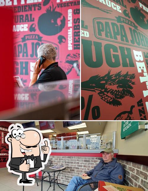 Voir cette photo de Papa Johns Pizza