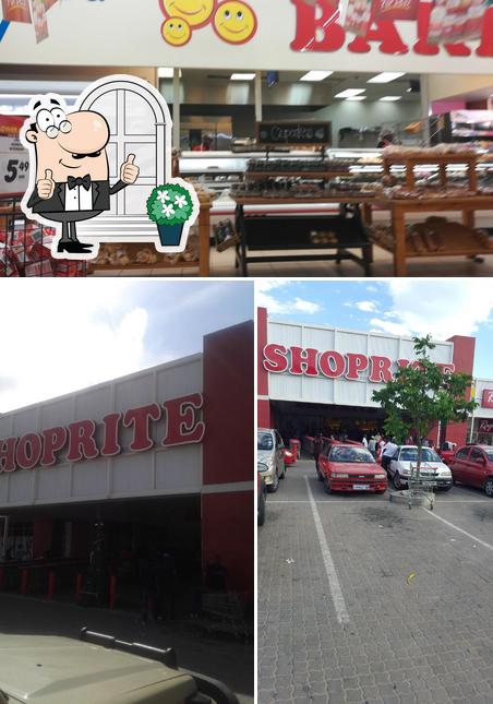 The exterior of Shoprite Acornhoek Plaza