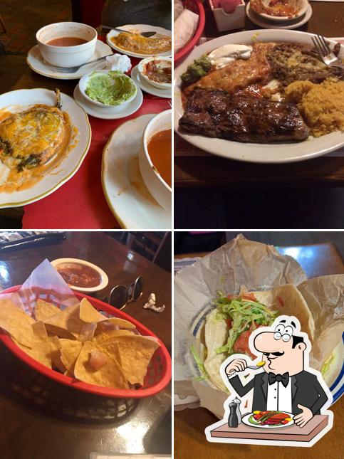 El Carpintero Mexican Restaurant in Burbank Restaurant menu and reviews