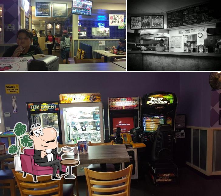 Baldwin Park Pizza Company, 4744 Maine Ave in Baldwin Park Restaurant