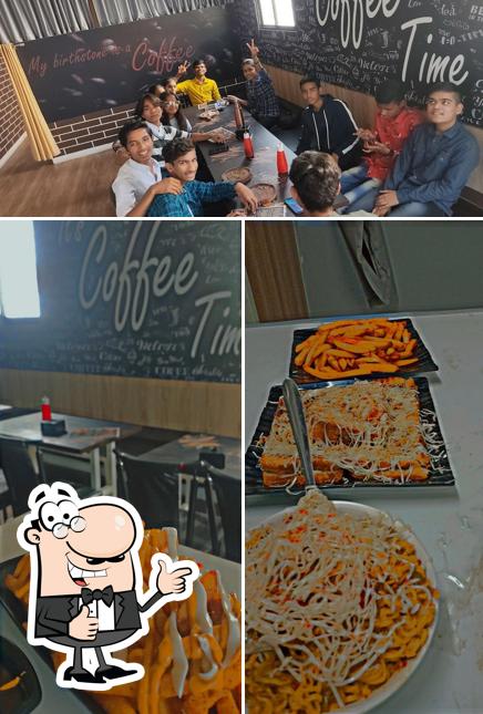 Look at the image of Cafe Culture