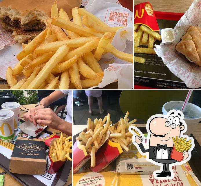 Assaggia un piatto di chips a McDonald’s Restaurant