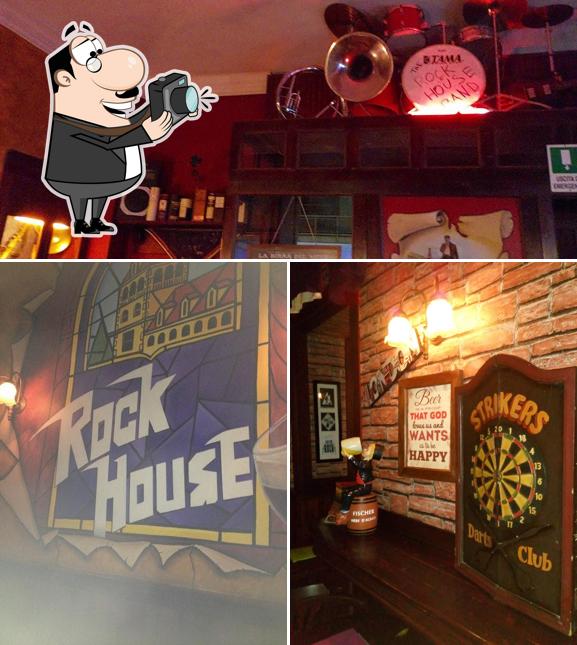 Guarda la foto di Rock House Pub