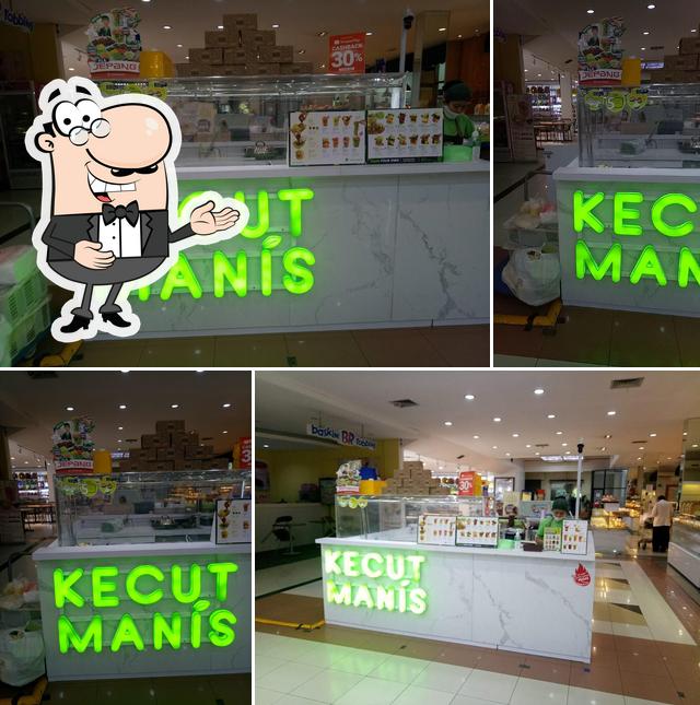 Look at this picture of Kecut Manis (Inside Papaya Supermarket)