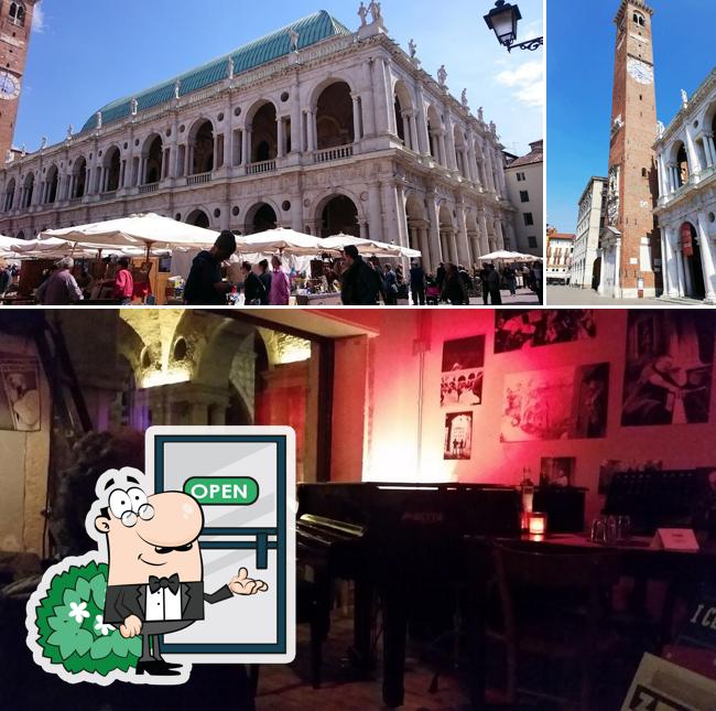 Guarda gli esterni di Bar Borsa
