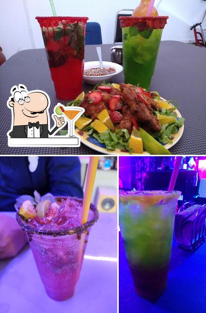 The picture of drink and meat at Mictlán & Drinks